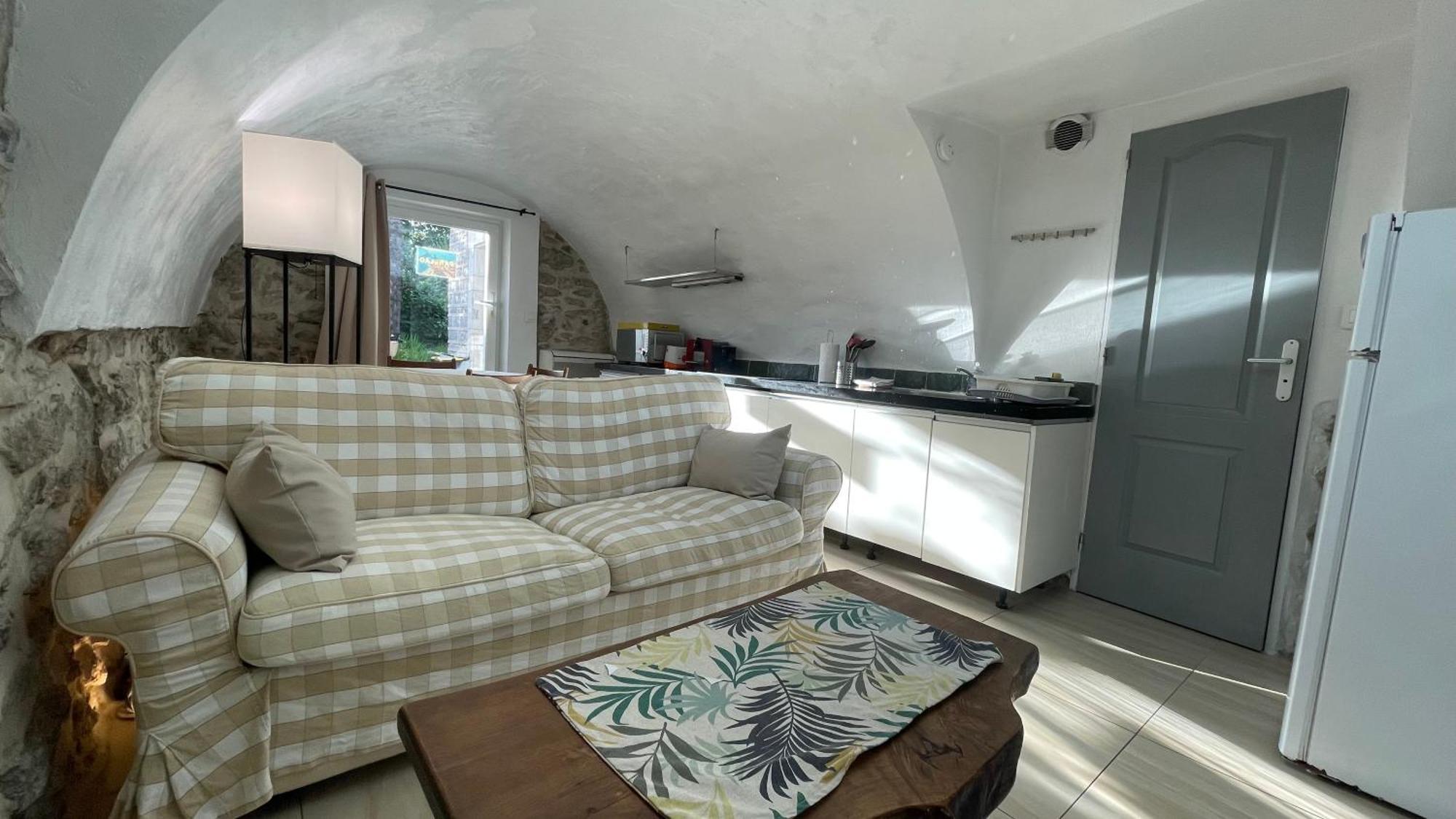 Le Doolie'S Biarritz - Panglao Garden Wifi Tv Bbq Lägenhet Exteriör bild
